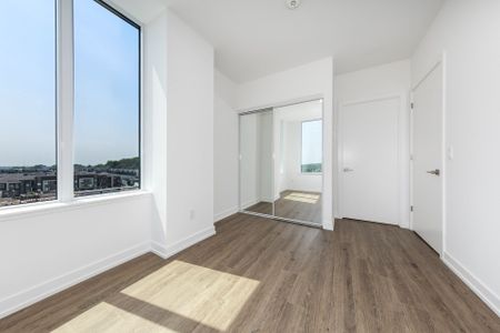 For Lease - 2501 Saw Whet Boulevard Unit# 611, Oakville, Ontario - Photo 3