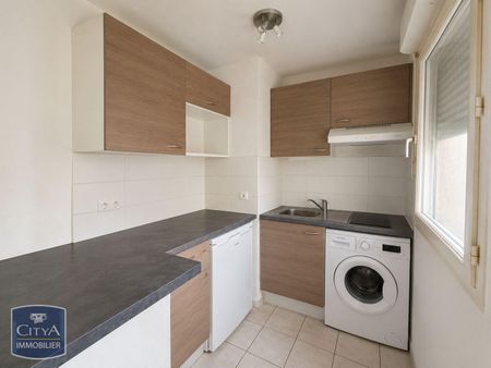 Location Appartement 3 pièces 57m² VILLENEUVE SUR LOT 47300 - Photo 2