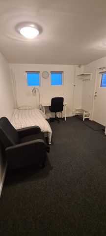 Ekorrvägen, Märsta - Photo 3