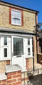Newington Road, Ramsgate, CT12 6PP, Kent - Photo 3