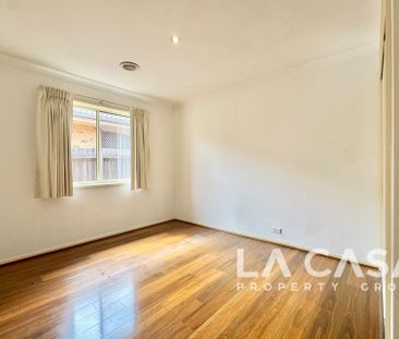 1 Ayrton Street, Gungahlin ACT 2912 - House For Rent | Domain - Photo 5