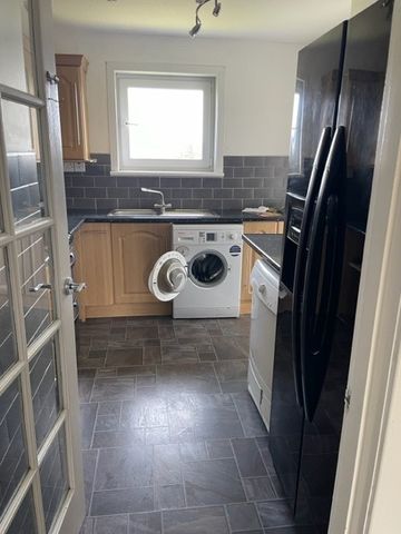 3 Bed Flat, Gillespie Crescent, AB25 - Photo 4