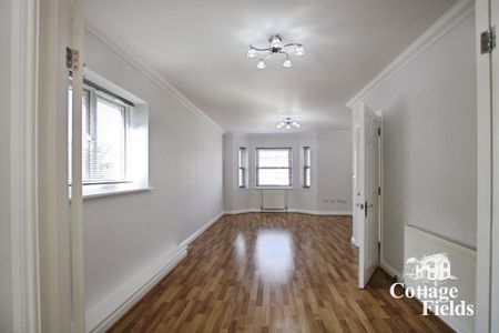 3 bedroom maisonette to rent - Photo 2