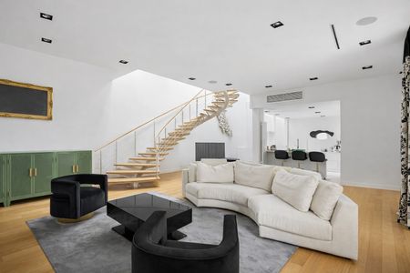 Tout savoir sur cet appartement dans le quartier Triangle d'Or, à Paris 8ème - Photo 3