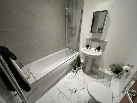 1 bedroom flat to rent - Photo 5