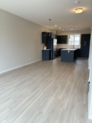 3 Bedroom 1 Den Townhouse in Airdrie - Available November 1, 2025 - Photo 5