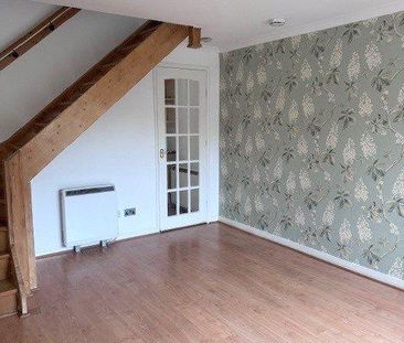 2 bedroom semi-detached house to rent - Photo 6