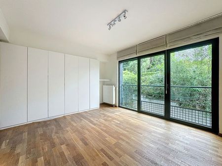 Appartement te huur in Uccle - Photo 3