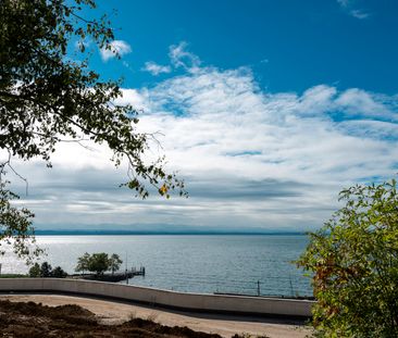 Vue imprenable sur le lac de Neuchâtel - Photo 1