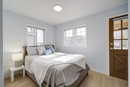 For Lease - 17 Willowbank Avenue, Richmond Hill, Ontario - Photo 2