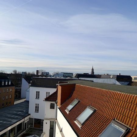 Mitten in der Stadt! Ruhige Dachgeschosswohnung mit kl. Terrasse im Altbau sucht Individualisten! - Photo 5