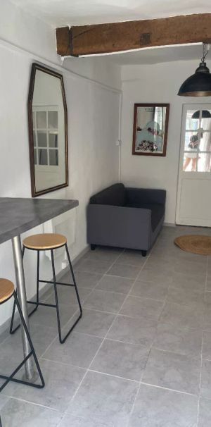 Studio Bis 1 pièce(s) 21.55 m2 - RIBIERS - Photo 1