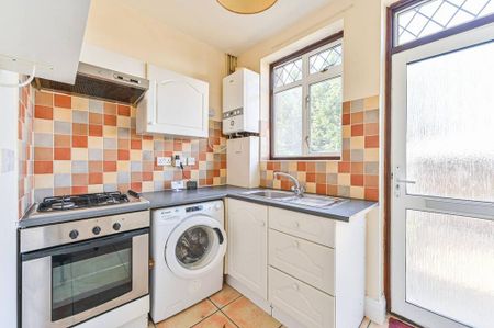 2 bedroom flat to rent - Photo 4