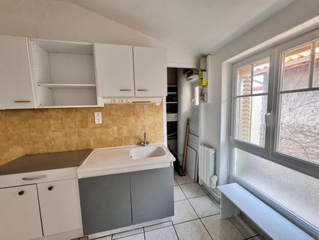 Location Appartement 3 pièces 53m² ECULLY 69130 - Photo 3