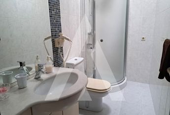 Apartamento T3 com sótão, mobilado e equipado, no Bairro do Liceu!