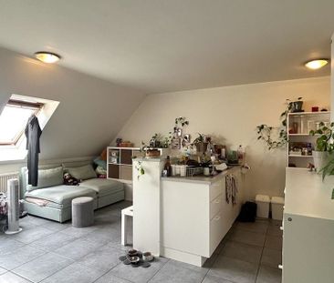 Appartement te huur in Tielt voor € 600 met 1 slaapkamer - Photo 3