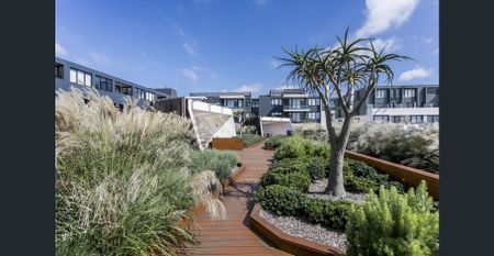 EVE APARTMENTS - STUDIO with a large study! - Photo 3