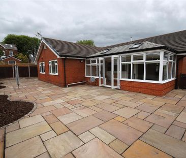 3 bedroom detached bungalow to rent - Photo 6
