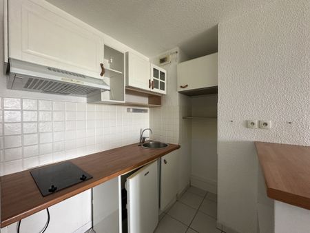 Location Appartement 2 pièces 37m² AGEN 47000 - Photo 3