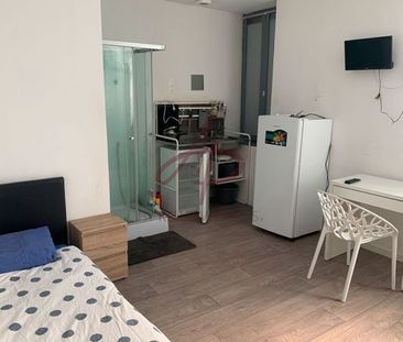 Location Appartement 1 pièce 13m² ROUBAIX 59100 - Photo 1