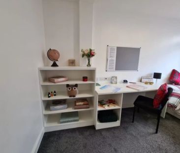 Silver Plus Ensuite - Photo 6