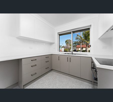 4/4 Elliots Road, Fairy Meadow, NSW 2519 - Photo 2