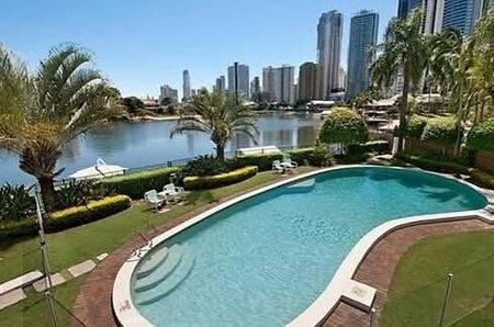 Surfers Paradise - Photo 2