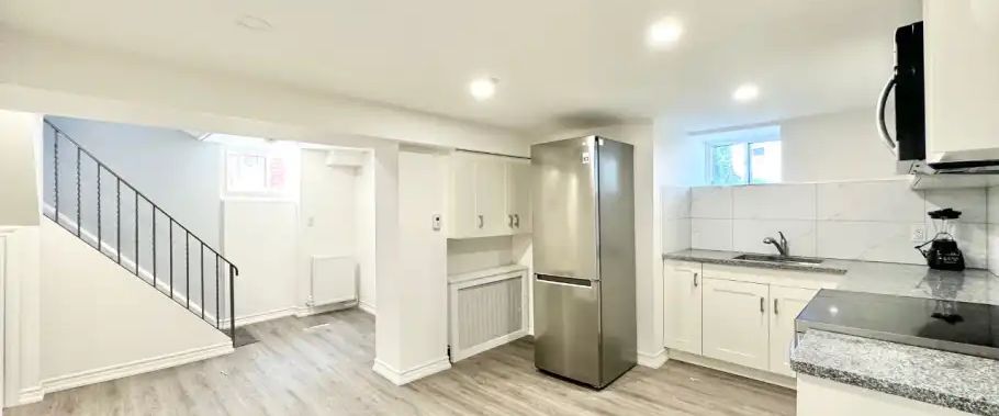 2-55 Richardson Ave, York, Ontario M6M 3R8 | 55 Richardson Ave, York - Photo 1