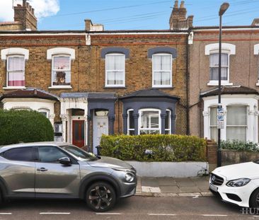 1 bedroom Flat To Let - Photo 2