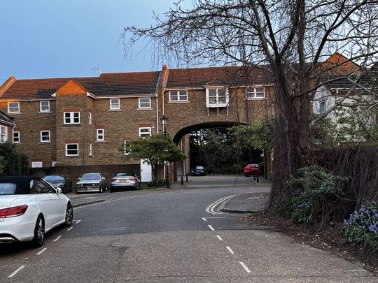 2 bedroom property to rent - Photo 1