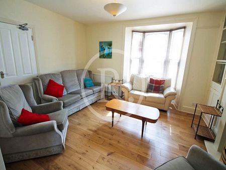 1 Bed - Custom House Street, Aberystwyth, Ceredigion - Photo 3