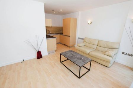 1 bedroom flat to rent - Photo 3