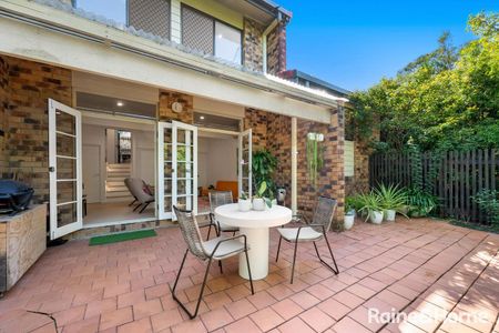 1/31 Armadale Street, St Lucia, QLD 4067 - Photo 3