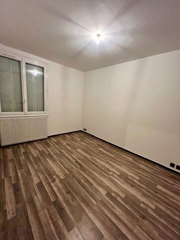 Appartement de 2 pièces à ATHIS-MONS - Photo 2