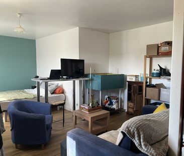 Location Appartement 1 pièce 37m² GRANVILLE 50400 - Photo 5