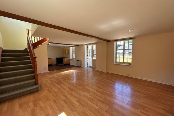 2 bedroom semi-detached house to rent - Photo 1