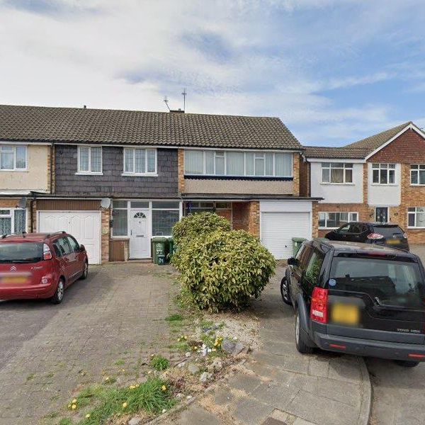 Maxwell Road, Ashford TW15, London - Photo 1