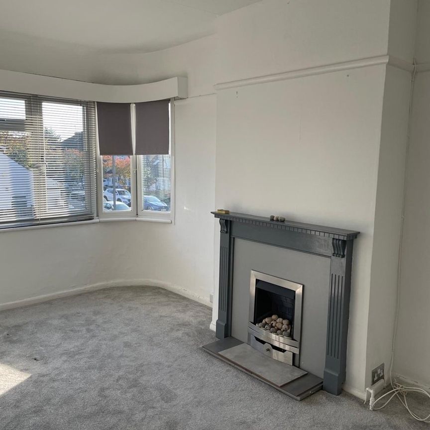 2 Bed Maisonette, Harrow, HA2 - Photo 1