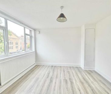 St. Peters Street, Bedford - Photo 3