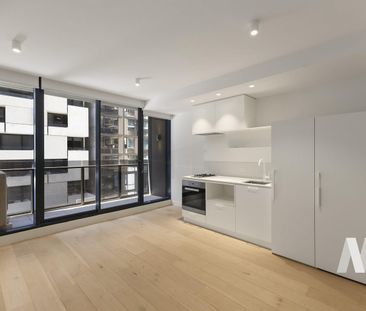 Stunning South Yarra - Photo 4