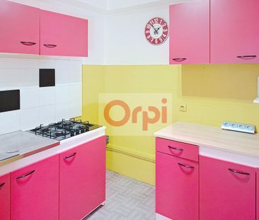 Location Appartement 1 pièce 29m² ST LAURENT DU VAR 06700 - Photo 3