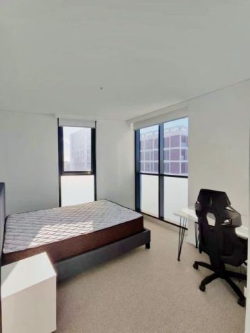 9 Studio Dr, Sydney - Photo 2