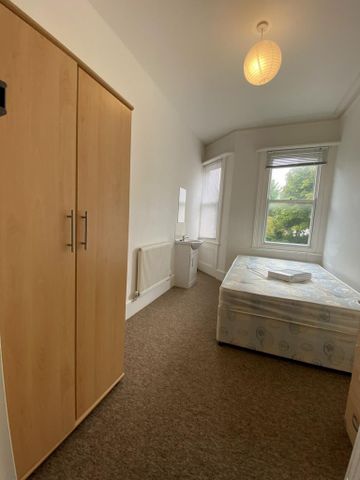 5 bedroom house to rent - Photo 4