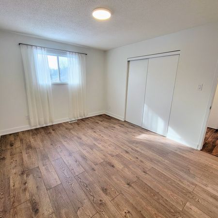 For Lease - 34 McConkey Place Unit# Upper, Barrie, Ontario - Photo 3