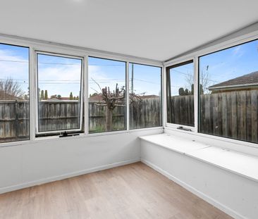 1 Francis Street, Melton South, Vic 3338 - Photo 6