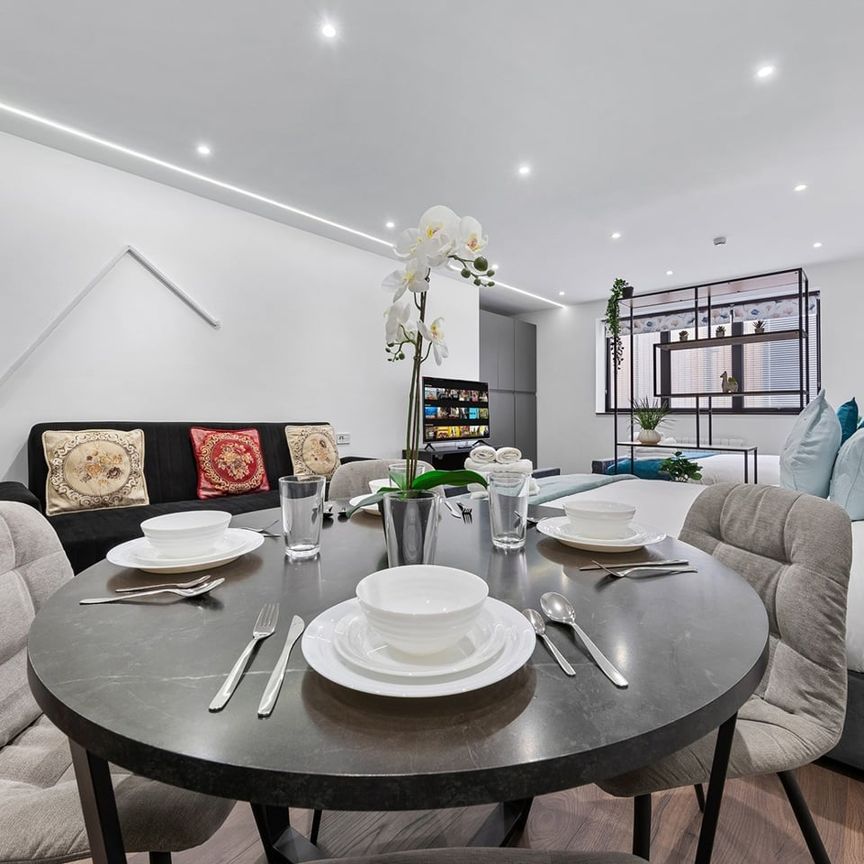 Studio Flat, London, NW11 - Photo 1