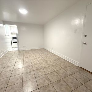 For Lease - 2770 Yonge Street Unit# B7, Toronto, Ontario - Photo 2