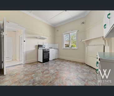 67 Seymour Street, Bathurst, NSW 2795 - Photo 4