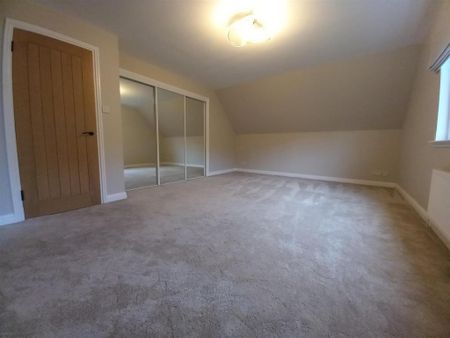 4 bedroom detached house to rent - Photo 5