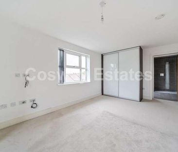 Charles Sevright Way, Mill Hill, NW7 - Photo 4